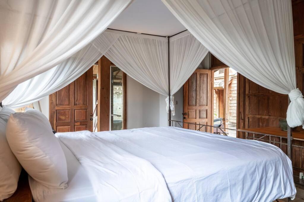 The Padang Villa Jungle Escape 5 Mins Drive From Uluwatu'S Beaches Exterior foto